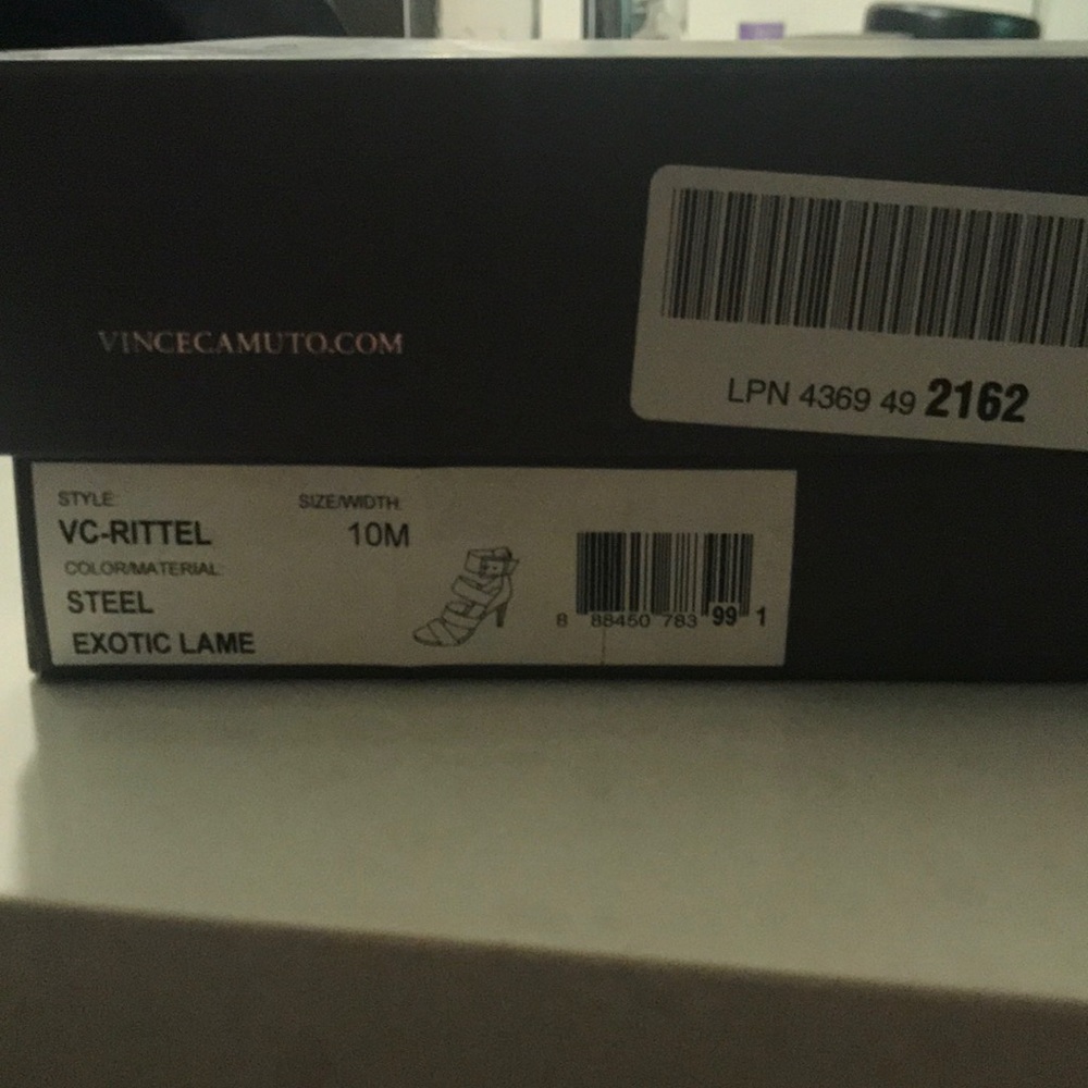 Vince Camuto silver snakeskin shoes